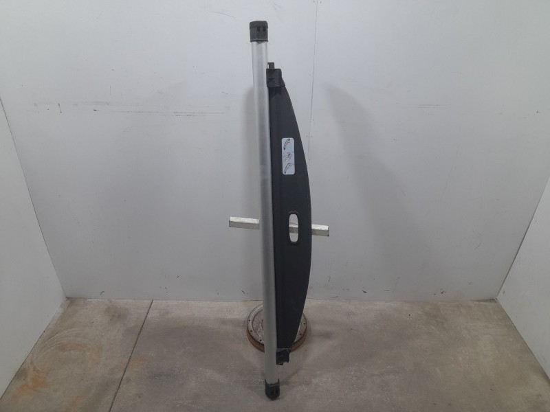 Recambio de bandeja trasera para kia carens iv 1.7 crdi referencia OEM IAM 85910A4000WK  