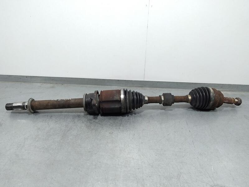 Recambio de transmision delantera derecha para dodge caliber se referencia OEM IAM 05105660AG  