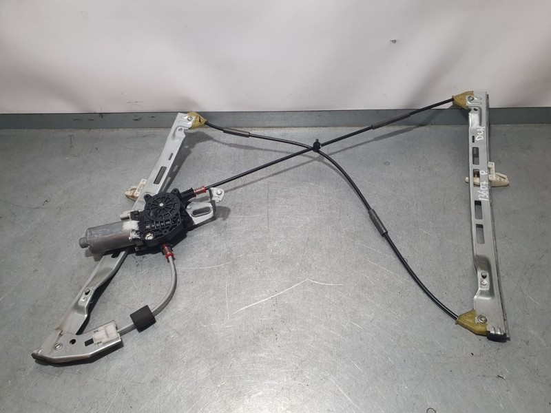 Recambio de elevalunas delantero derecho para peugeot 206+ básico referencia OEM IAM 9222F7  ELECTRICO 2 PINS