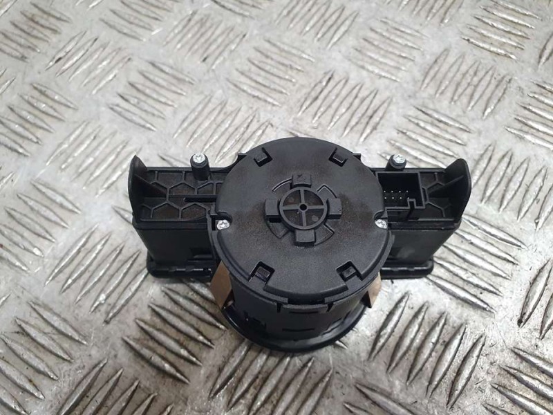 Recambio de mando luces para mercedes-benz clase gla (w156) gla 200 cdi (156.908) referencia OEM IAM A2129050551 10091531 