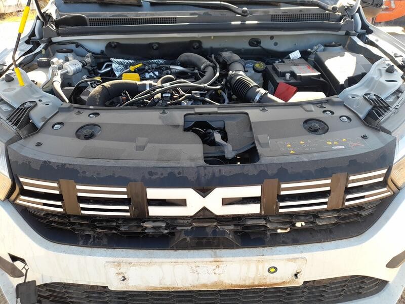 Recambio de rejilla delantera para dacia sandero iii 1.0 tce 100 eco-g referencia OEM IAM 622545391R  