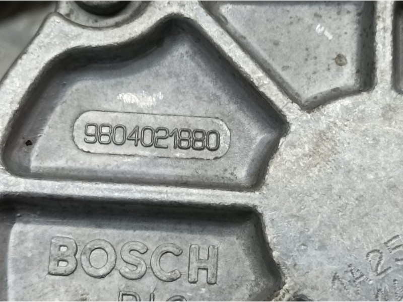 Recambio de depresor freno / bomba vacio para peugeot 308 sw 1.2 12v e-thp referencia OEM IAM 9804021880  BOSCH