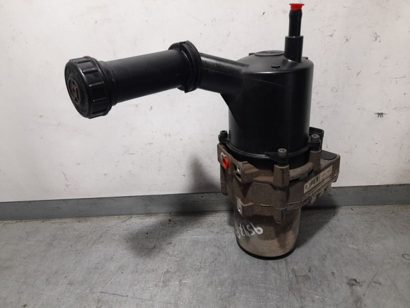 Recambio de bomba direccion electrica para citroën c4 coupe vtr referencia OEM IAM 21601861  