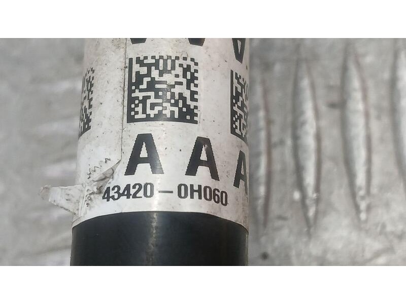 Recambio de transmision delantera izquierda para toyota aygo x-cite referencia OEM IAM 434200H060  