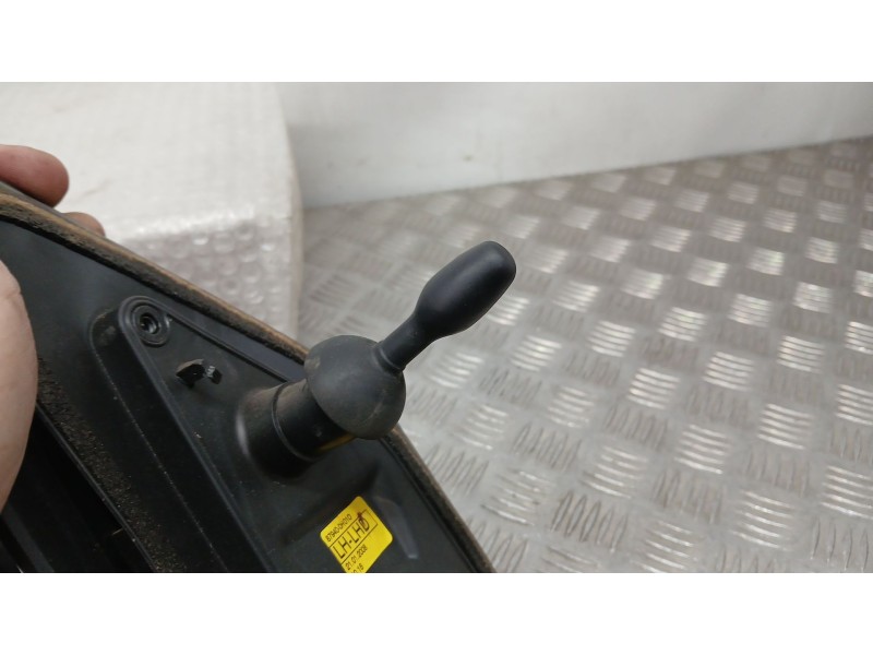 Recambio de retrovisor izquierdo para citroën c1 (pm_, pn_) 1.0 referencia OEM IAM 8153YW C/ MANDO Y ROZADO 