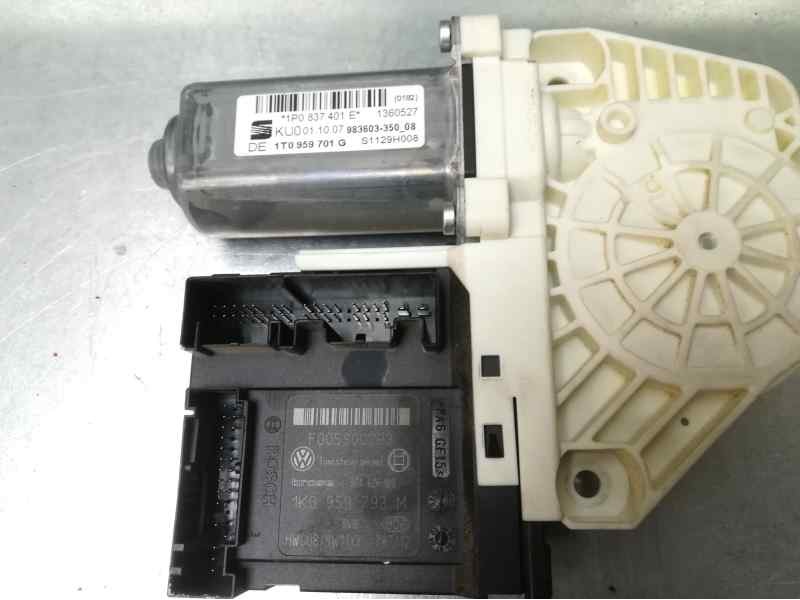 Recambio de motor elevalunas delantero izquierdo para seat leon (1p1) comfort limited referencia OEM IAM 1P0837401E 2 CLAVIJAS 