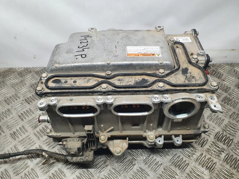 Recambio de transformador hibrido para toyota auris touring sports (e18) hybrid active referencia OEM IAM G920047190  