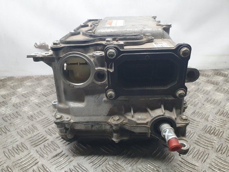 Recambio de transformador hibrido para toyota auris touring sports (e18) hybrid active referencia OEM IAM G920047190  