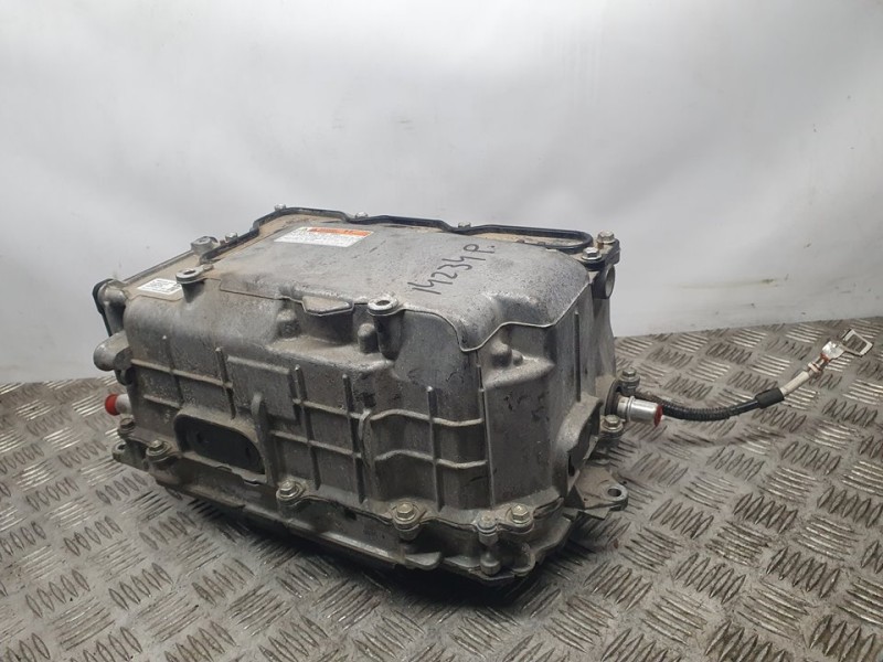 Recambio de transformador hibrido para toyota auris touring sports (e18) hybrid active referencia OEM IAM G920047190  