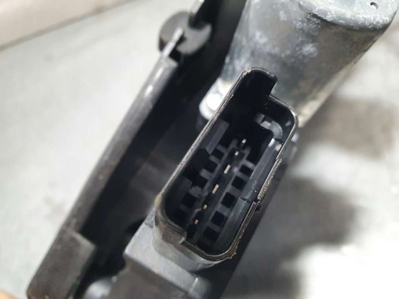 Recambio de elevalunas delantero izquierdo para citroën c4 1.2 12v e-thp pure tech referencia OEM IAM 9832821680  ELECTRICO 6 PI