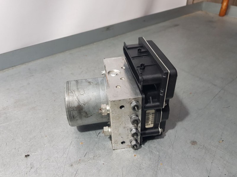 Recambio de abs para mercedes-benz clase b (w245) 180 cdi (245.207) referencia OEM IAM A0064316312 0265230373 BOSCH