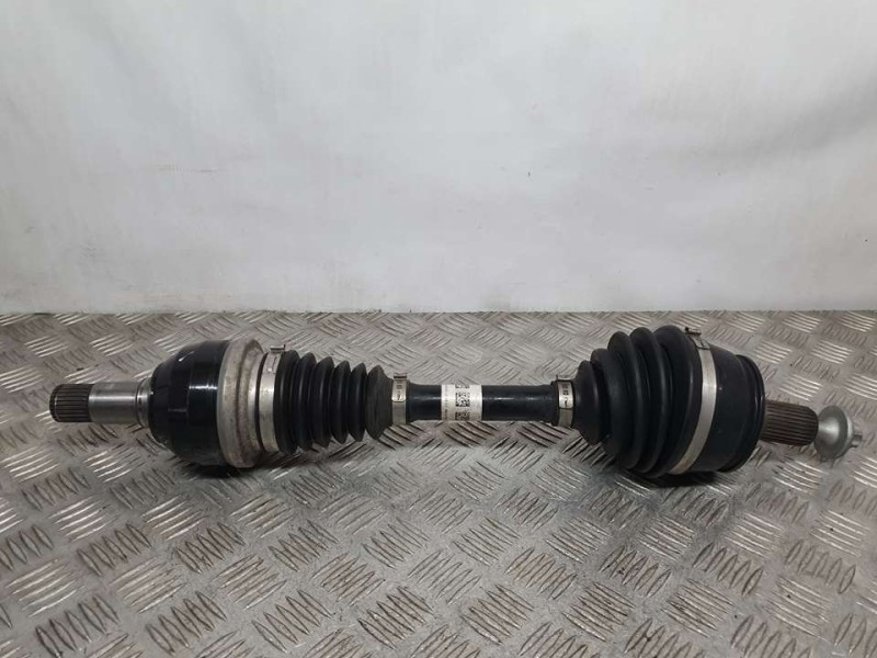 Recambio de transmision delantera izquierda para mercedes-benz clase gla (w156) gla 200 cdi (156.908) referencia OEM IAM A246330