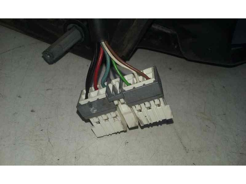 Recambio de retrovisor derecho para peugeot 406 berlina (s1/s2) srdt referencia OEM IAM TOCADO 7 CABLES ELECTRICO