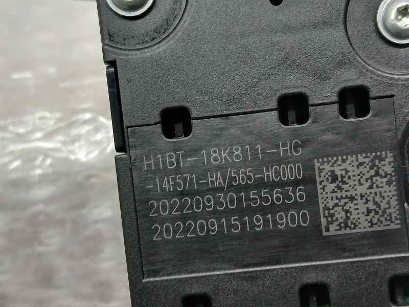 Recambio de mando radio para ford fiesta (ce1) trend referencia OEM IAM H1BT18K811HG  