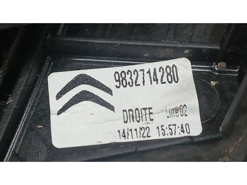 Recambio de elevalunas trasero derecho para citroën c4 1.2 12v e-thp pure tech referencia OEM IAM 9832714280  ELECTRICO 6 PINS