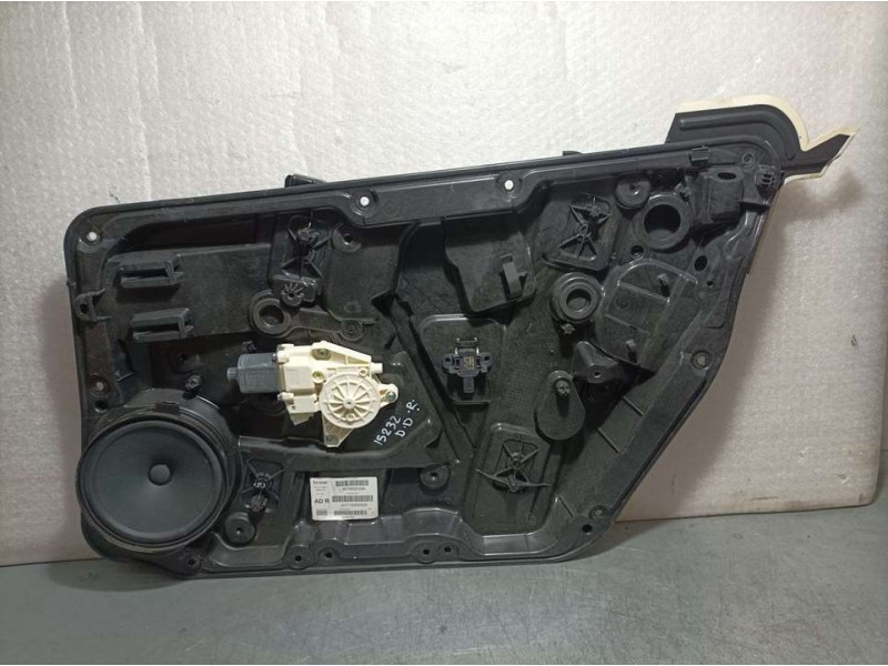 Recambio de elevalunas delantero derecho para infiniti q30 1.5d referencia OEM IAM 807205DM0A 2017103020525 ELECTRICO 6 PINS