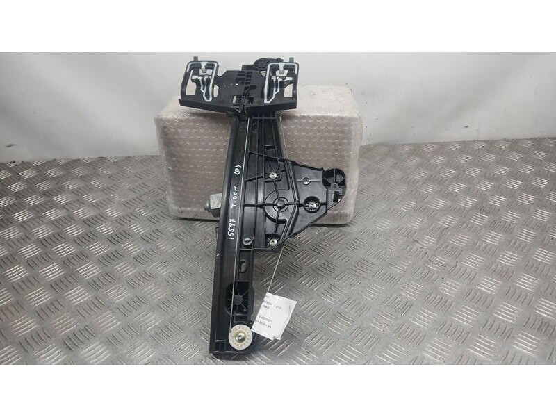 Recambio de elevalunas trasero derecho para citroën c4 1.2 12v e-thp pure tech referencia OEM IAM 9832714280  ELECTRICO 6 PINS