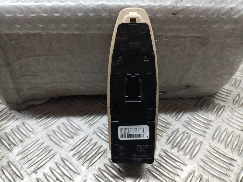 Recambio de mando elevalunas delantero izquierdo para bmw serie 3 lim. (f30) 316d referencia OEM IAM 920810901  