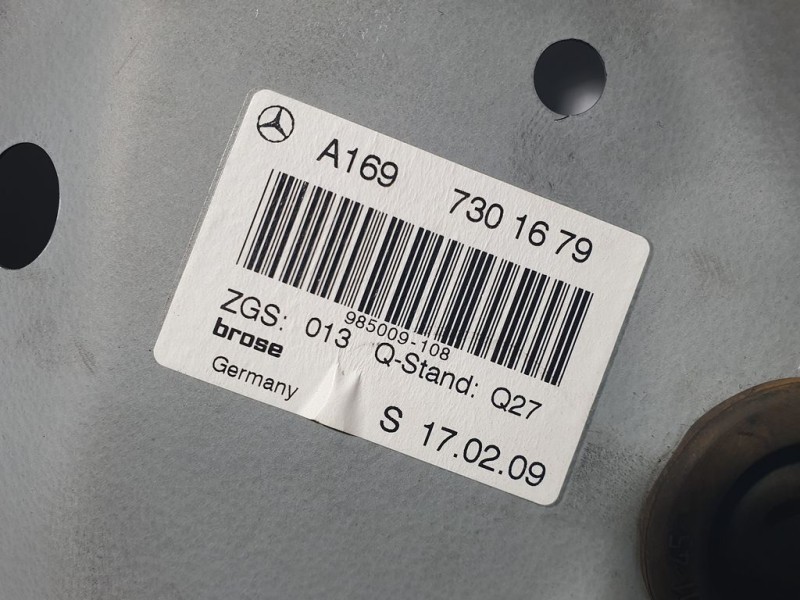 Recambio de elevalunas trasero derecho para mercedes-benz clase b (w245) 180 cdi (245.207) referencia OEM IAM A1697301679 985009