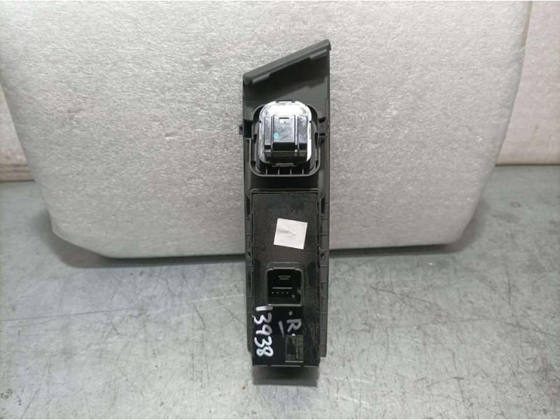 Recambio de mando elevalunas delantero izquierdo para volkswagen passat variant (365) highline bluemotion referencia OEM IAM 1K4