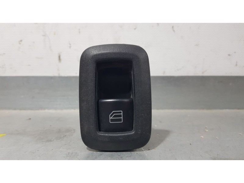 Recambio de mando elevalunas trasero derecho para mercedes-benz clase b (w245) 180 cdi (245.207) referencia OEM IAM A2518200510 