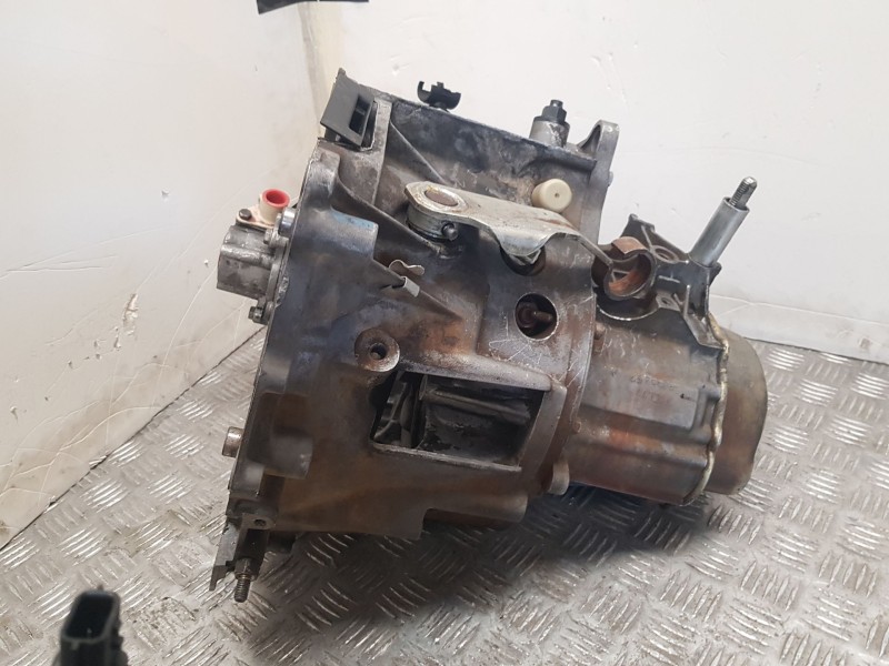 Recambio de caja cambios para peugeot 306 hatchback (7a, 7c, n3, n5) 1.9 d referencia OEM IAM 20CL77 5039452 5VELOCIDADES