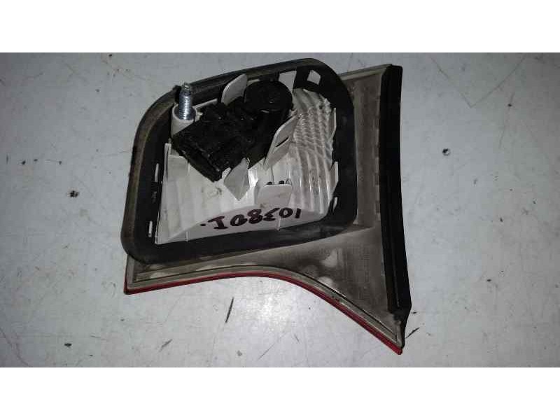 Recambio de piloto trasero izquierdo para audi a4 berlina (8e) 3.0 tdi quattro (150kw) referencia OEM IAM 8E5945095  INTERIOR