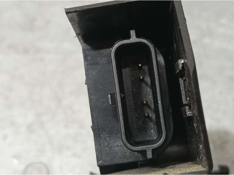 Recambio de cerradura puerta trasera izquierda para renault megane iv berlina 5p gt-line referencia OEM IAM 825038679R 16943036 