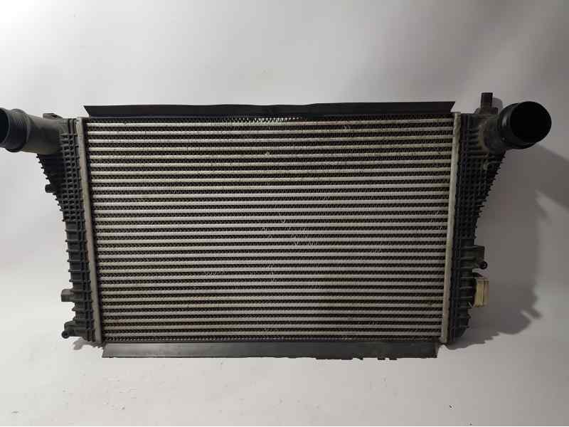 Recambio de intercooler para volkswagen passat lim. (362) highline bluemotion referencia OEM IAM 3C0145805AM  DELPHI PATA ROTA