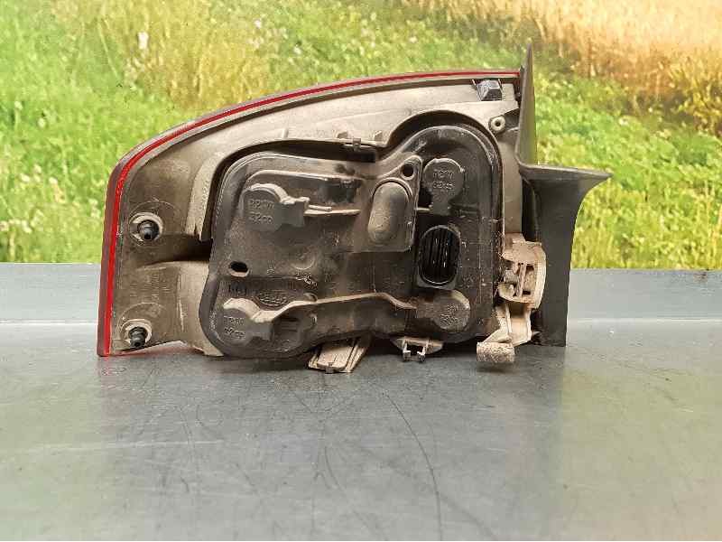 Recambio de piloto trasero derecho para audi a4 berlina (8e) 3.0 tdi quattro (150kw) referencia OEM IAM   EXTERIOR