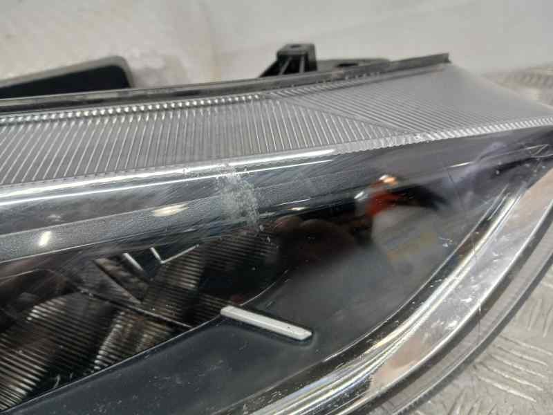 Recambio de faro derecho para ford focus iv turnier (hp) 1.0 ecoboost mhev referencia OEM IAM 2305740  ROZADO