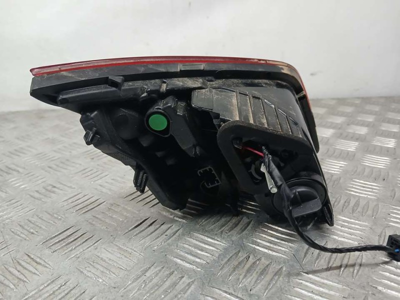 Recambio de piloto trasero derecho para peugeot 308 style referencia OEM IAM 9677818280  INTERIOR