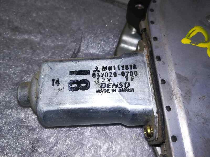 Recambio de elevalunas trasero derecho para mitsubishi montero (v60/v70) 3.2 di-d gls (5-ptas.) referencia OEM IAM MN117068 0620