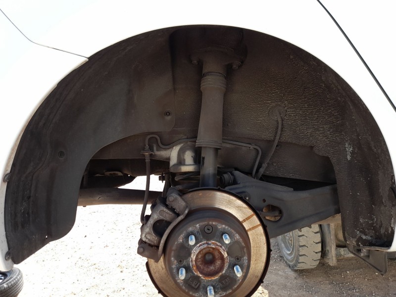 Recambio de plastico pase rueda tras. dch. para hyundai i30 (fd) 1.6 crdi referencia OEM IAM 868242R000  868242R000 DELANTERO 86