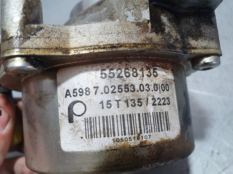 Recambio de depresor freno / bomba vacio para opel corsa e referencia OEM IAM 55268135  