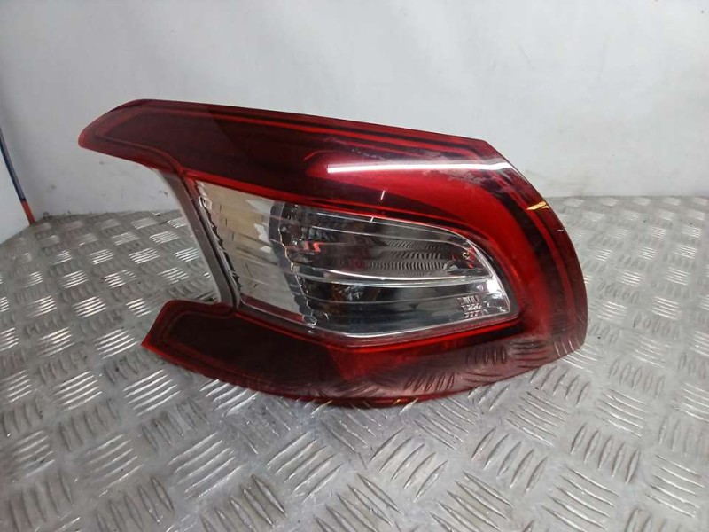 Recambio de piloto trasero izquierdo para peugeot 308 style referencia OEM IAM 9677817680  EXTERIOR