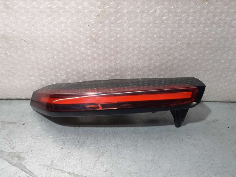 Recambio de piloto trasero derecho para citroën c4 1.2 12v e-thp pure tech referencia OEM IAM 9831120680  INTERIOR