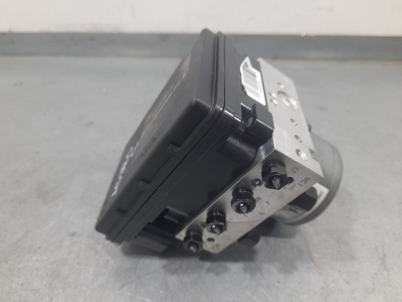 Recambio de abs para kia rio (yb) hibrid referencia OEM IAM 58910H8400  MANDO
