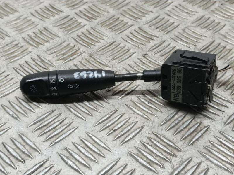 Recambio de mando luces para chevrolet aveo ls referencia OEM IAM 96540683 5203211000 