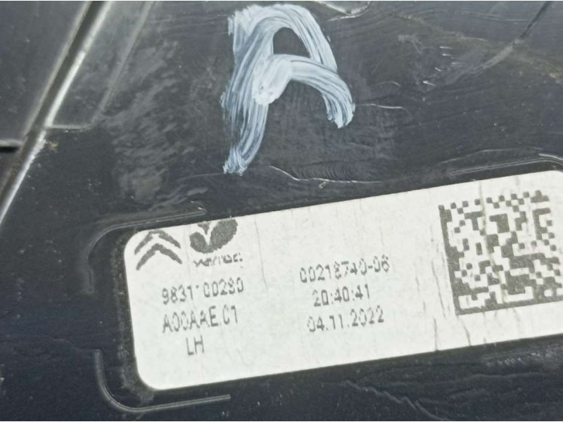 Recambio de piloto trasero izquierdo para citroën c4 1.2 12v e-thp pure tech referencia OEM IAM 9831100280  EXTERIOR