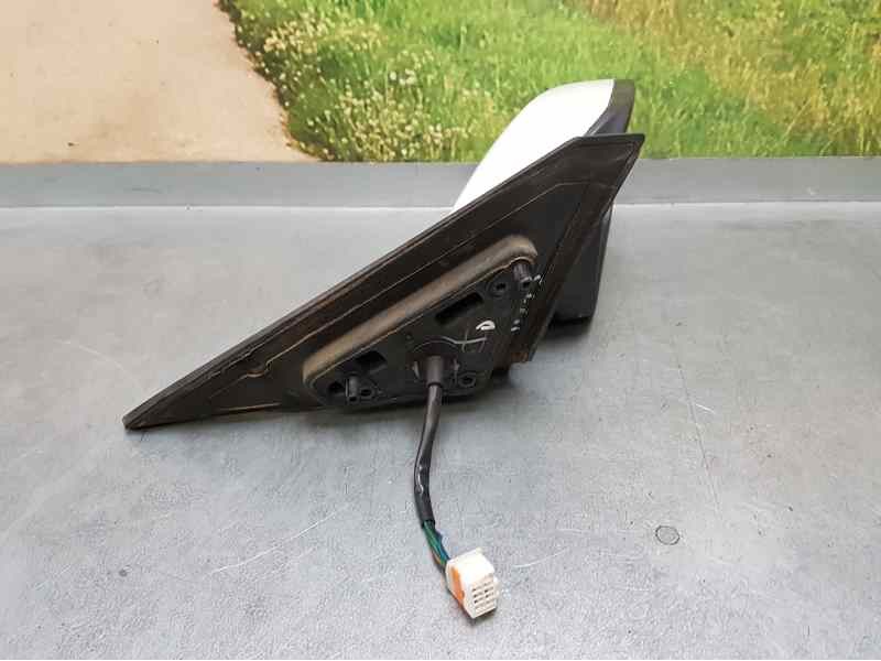 Recambio de retrovisor derecho para mazda 6 berlina (gg) 2.0 crtd 136 active (5-ptas.) referencia OEM IAM  6 CABLES ELECTRICO