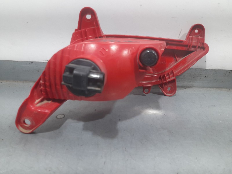 Recambio de piloto trasero derecho paragolpes para kia carens iv 1.7 crdi referencia OEM IAM 92406A4100  