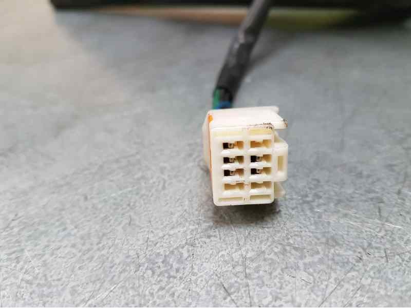 Recambio de retrovisor derecho para mazda 6 berlina (gg) 2.0 crtd 136 active (5-ptas.) referencia OEM IAM  6 CABLES ELECTRICO