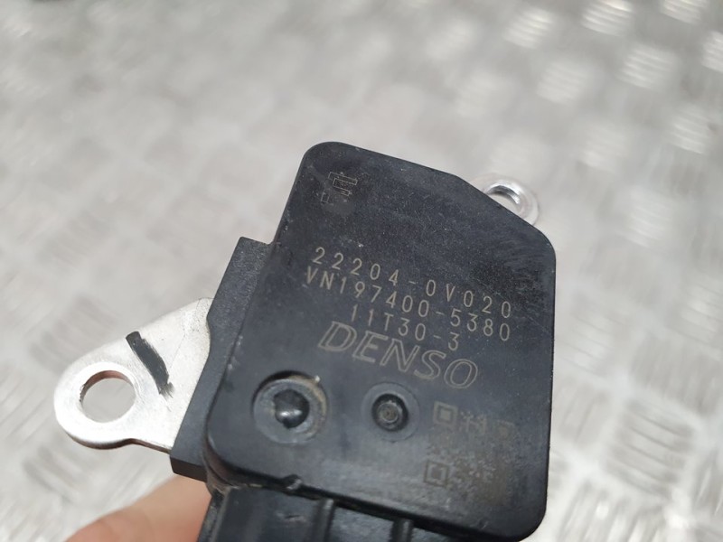Recambio de caudalimetro para toyota yaris hybrid feel referencia OEM IAM 222040V020 VN1974005380 DENSO