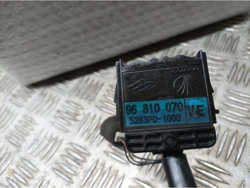 Recambio de mando limpia para chevrolet aveo ls referencia OEM IAM 96810070 5283PD1000 