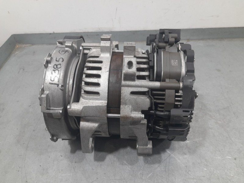 Recambio de alternador para kia rio (yb) hibrid referencia OEM IAM 3630007000 2726652 VALEO