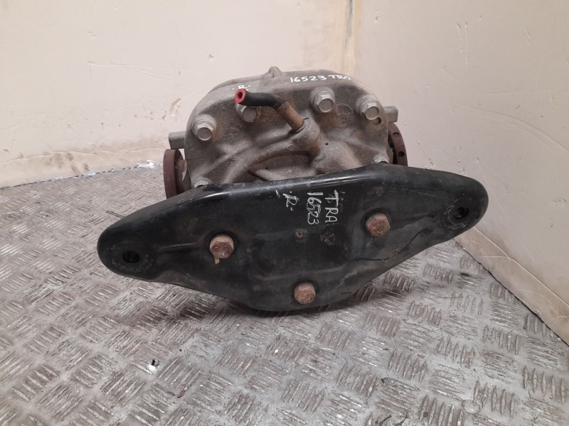 Recambio de diferencial trasero para ssangyong kyron 2.7 xdi 4x4 referencia OEM IAM 40032453  