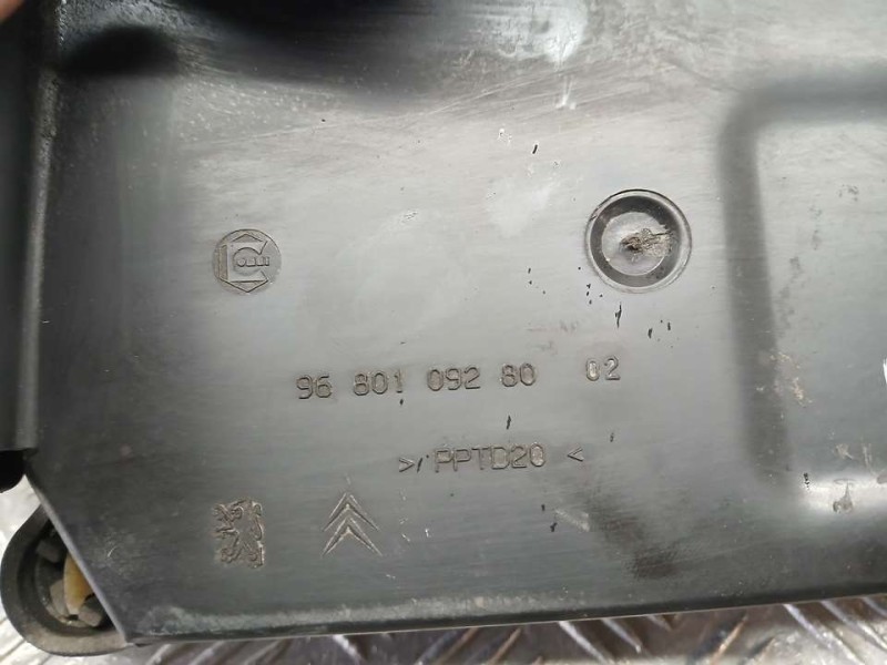 Recambio de deposito aditivo para opel astra j lim. excellence referencia OEM IAM 9680109280  