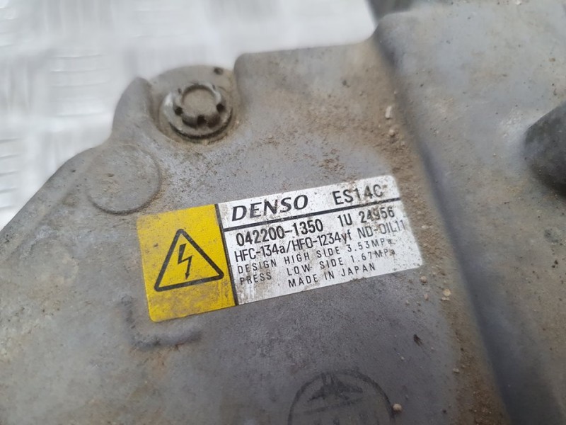 Recambio de compresor aire acondicionado para toyota yaris hybrid feel referencia OEM IAM 0422001350 DENSO 