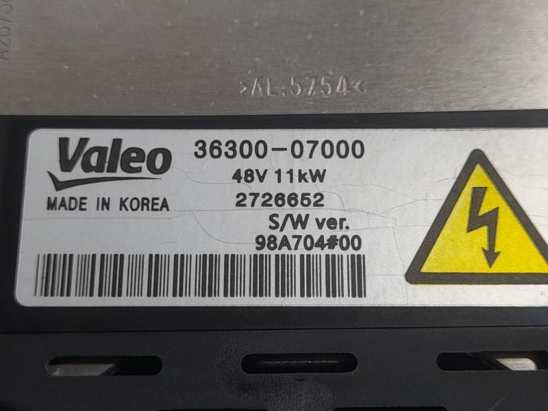 Recambio de alternador para kia rio (yb) hibrid referencia OEM IAM 3630007000 2726652 VALEO